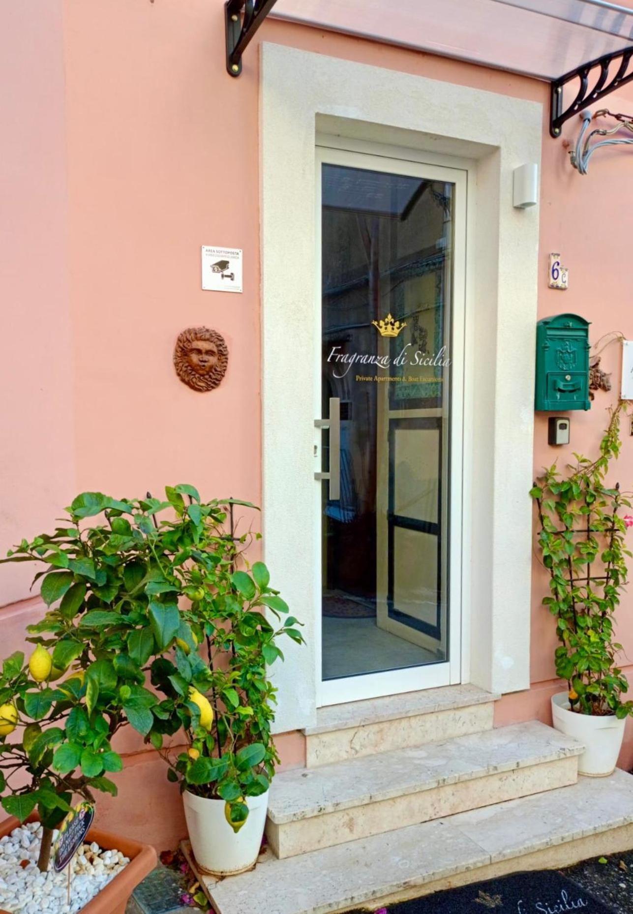Taormina Center Private Apartments By Fragranza Di Sicilia Dış mekan fotoğraf